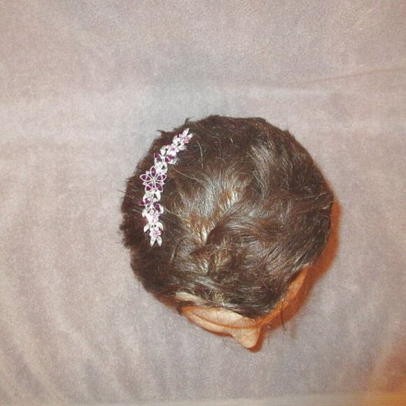 Vtg Hair Comb Purple Pink Rhinestones Floral Cluster Silvertone Updo Boho 4" - Picture 4 of 9